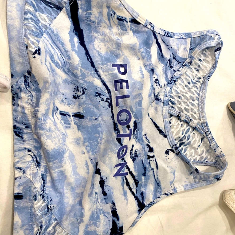 WITH (Peloton) high neck sports bra size Large
